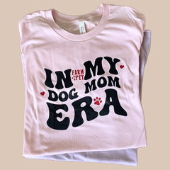 "Dog Mom Era" T-shirt | Paw-fect Gift for Dog Moms