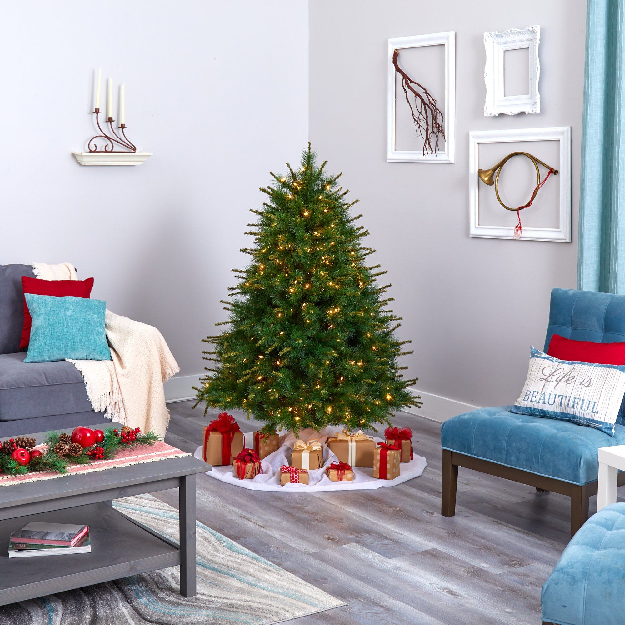 5’ New England Pine Artificial Christmas Tree with 200 Clear Lights and 492 Bendable Branches