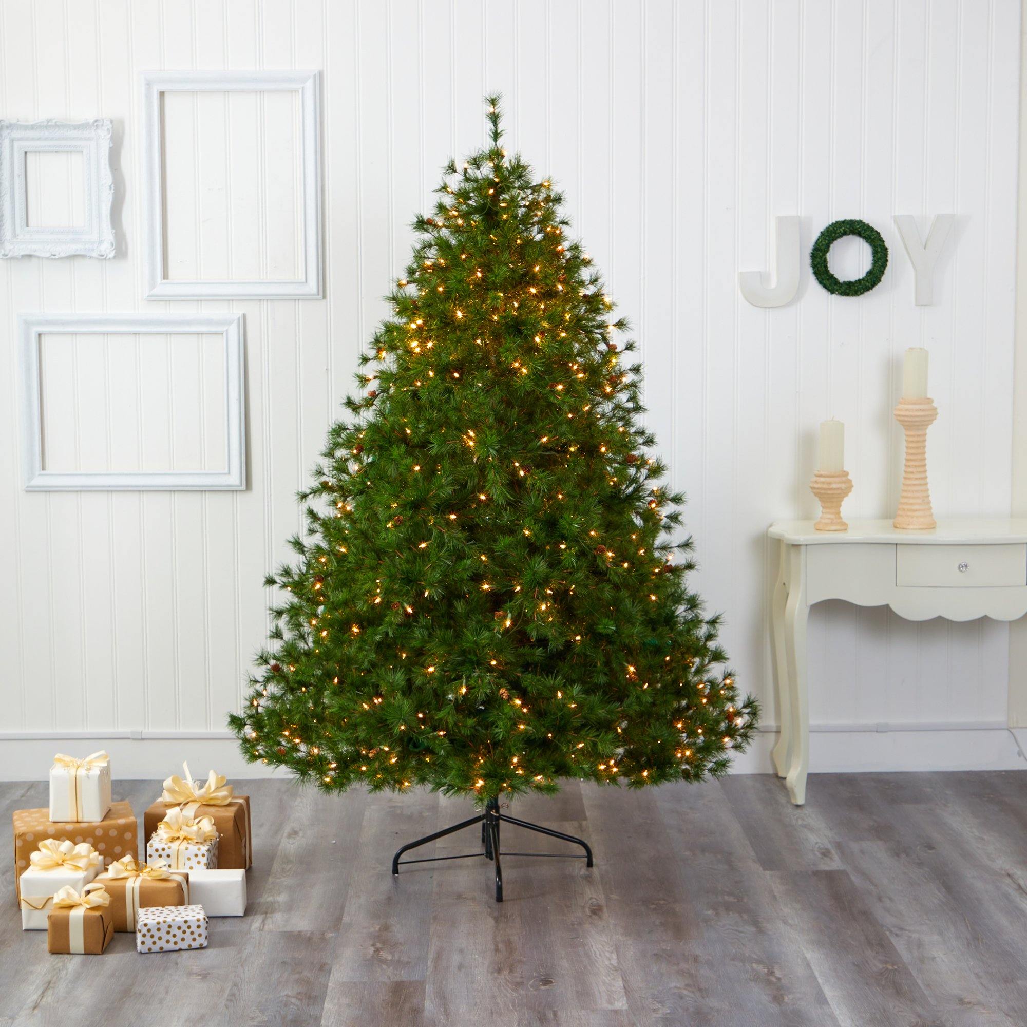 7’ Colorado Mountain Pine Artificial Christmas Tree with 450 Clear Lights, 1453 Bendable Branches and Pine Cones