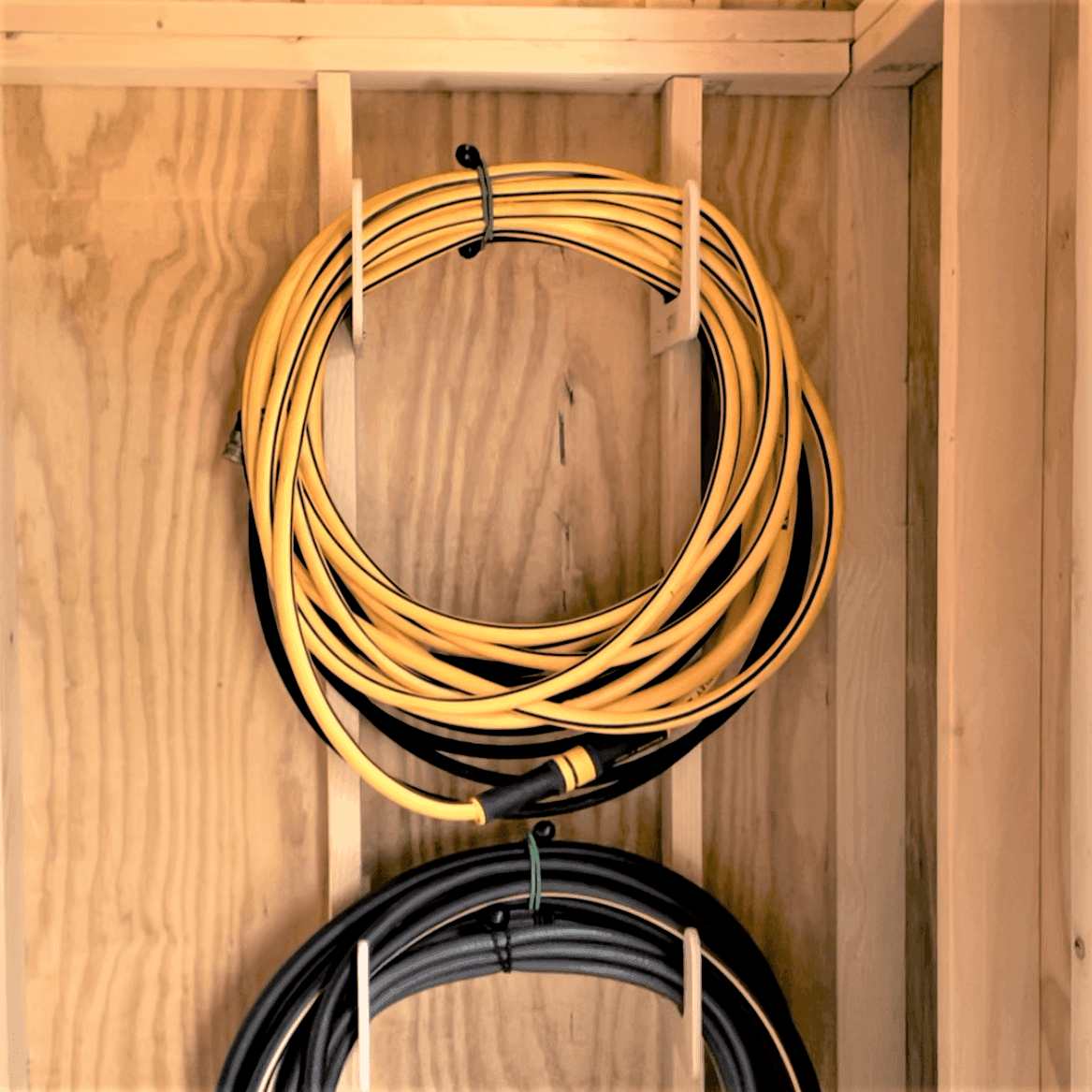 Hose & Extension Cord Organizer Hook